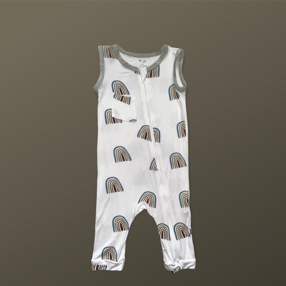 Kyte Romper - Picture 1 of 4